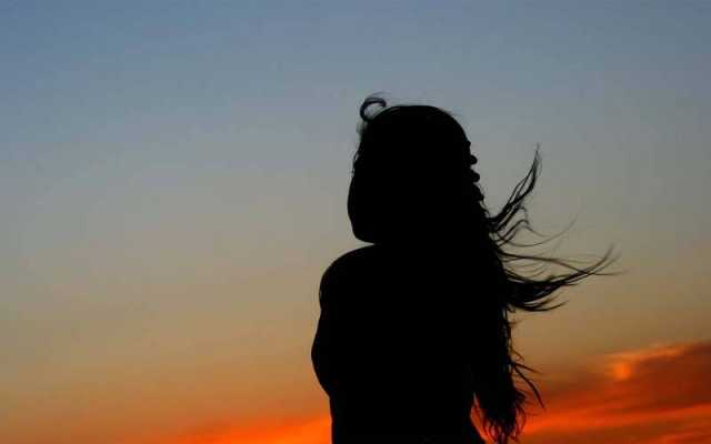 کراچی کے پوش علاقے سے لڑکی کی پھندا لگی لاش برآمد 