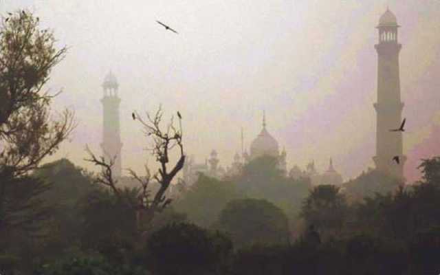 اسموگ سے سانس کی بیماریاں پھیلنے کا خدشہ ہے، قومی ادارہ صحت نے ایڈوائزری جاری کر دی