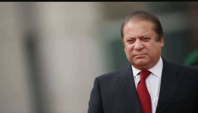 سینیٹر افنان اللہ کی نواز شریف سے ملنے کی کوشش، پنجاب پولیس کا DSP بیچ میں آگیا، روکنے کی کوشش، نواز شریف کا اظہار ناپسندیدگی