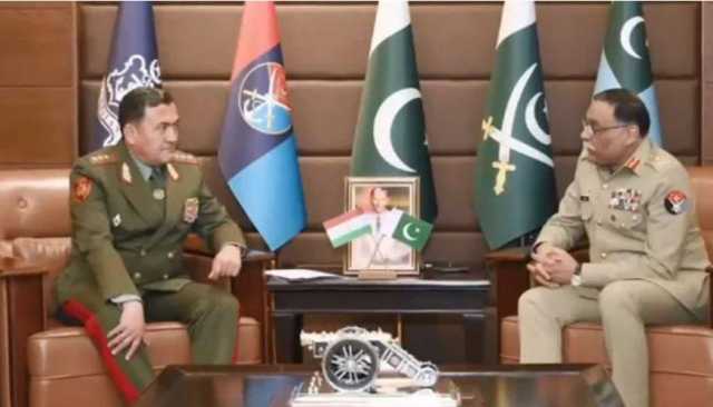 تاجک وزیرِ دفاع کا جوائنٹ  سٹاف ہیڈ کوارٹرز راولپنڈی کا دورہ ، چیئرمین جوائنٹ چیفس آف سٹاف کمیٹی جنرل ساحر شمشاد مرزا سے ملاقات