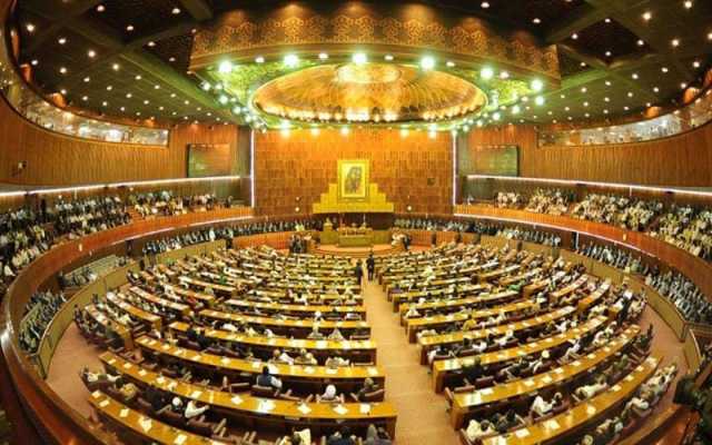 قومی اسمبلی تینوں مسلح افواج کیلئے نئے ضابطوں کی منظوری دیگی