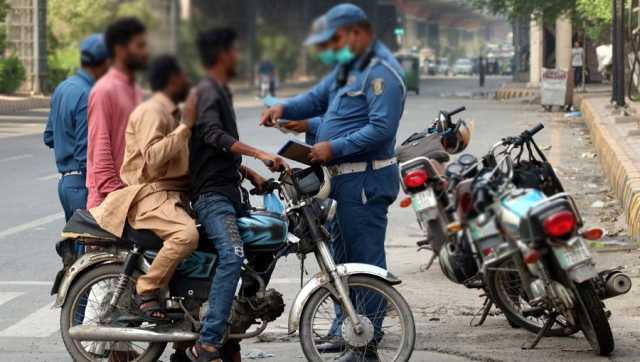 لاہور میں ٹریفک قوانین کی خلاف ورزیوں پر جرمانے بڑھانے کی تجویز منظور