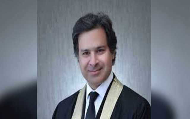 جسٹس میاں گل حسن اورنگزیب نے مستقل جج سپریم کورٹ کا حلف اٹھا لیا