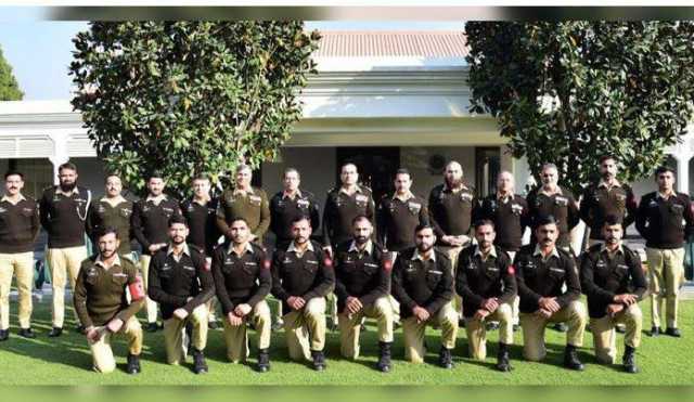 فیلڈ مارشل کی کیمبرین پیٹرول مقابلے کے شرکاء سے ملاقات، شاندار کارکردگی پر ٹیم کو مبارکباد