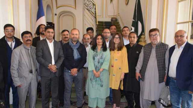 فرانس میں مقیم پاکستانیوں کے مسائل حل کرنے کیلئے مکمل تعاون کریں گے: ممتاز زہرہ