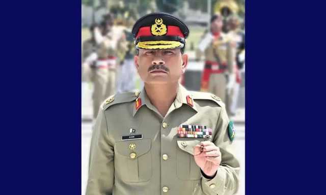 رینک کے ساتھ فیلڈ مارشل عاصم منیر کی پہلی تصویر سب نیوز سامنے لے آیا