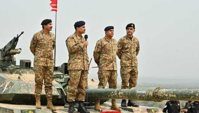 امریکی اخبار نیویارک ٹائمز آرمی چیف کی قائدانہ صلاحیتوں کا معترف، مرد آہن قرار دے دیا