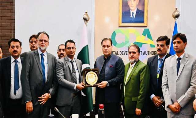 پنجاب انسٹیٹیوٹ آف مینجمنٹ اینڈ پروفیشنل ڈویلپمنٹ کے زیر تربیت افسران کا سی ڈی اے ہیڈکوارٹرز کا دورہ