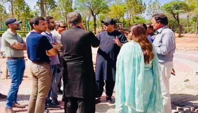چیئرمین سی ڈی اے محمد علی رندھاوا کا پارک روڈ پر واقع سی ڈی اے نرسری کا اچانک دورہ،اپ گریڈیشن کاموں کا تفصیلی جائزہ لیا