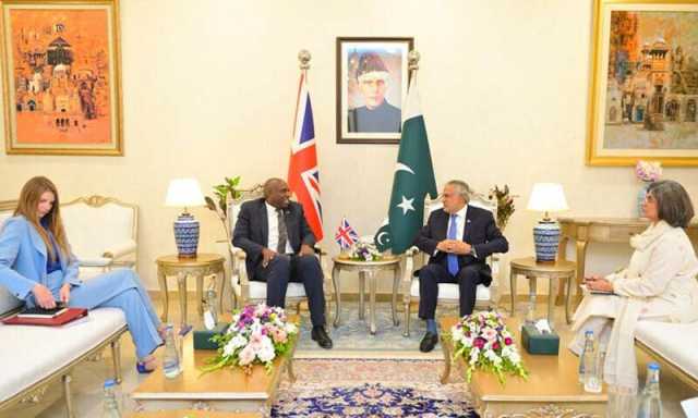 پاکستان اور برطانیہ کے درمیان اعلی سطح کے مذاکرات، خطے میں پائیدار امن و استحکام کیلئے مل کر کام کرنے کے عزم کا اعادہ