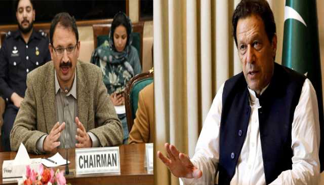عمران خان کی جنید اکبر کو پی اے سی کی چیئرمین شپ چھوڑنے کی ہدایت