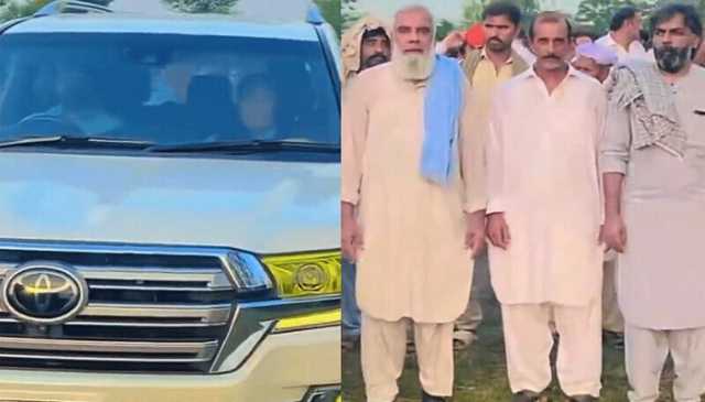 دوستی ہو تو ایسی، میاں منظور وٹو نے گاڑی میں بیٹھ کر اپنے دوست کی نماز جنازہ ادا کی، ویڈیو سوشل میڈیا پر وائرل