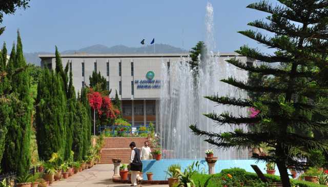 پاکستان کی کوئی جامعہ دنیا کی ٹاپ 350 جامعات میں شامل نہیں: عالمی اداریکی رپورٹ
