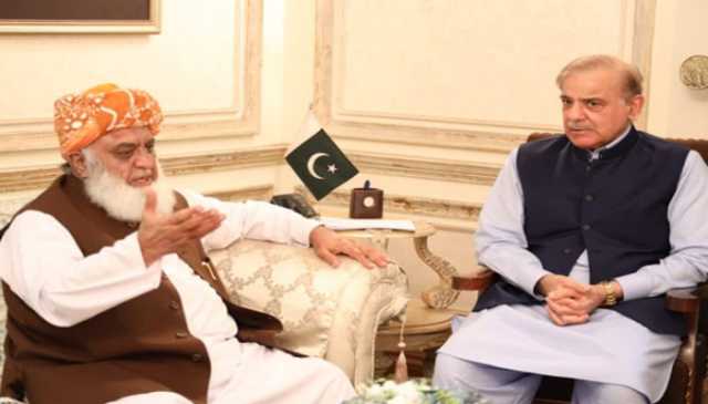وزیراعظم سے مولانا فضل الرحمان کی ملاقات، سیاسی صورتحال پر گفتگو