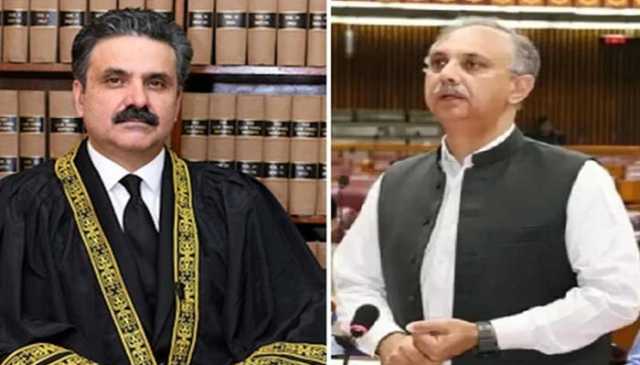 چیف جسٹس سپریم کورٹ یحییٰ آفریدی کا عمرایوب سے رابطہ، ملاقات کیلئے بلالیا