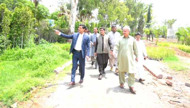 حکومتِ پنجاب کا راولپنڈی کے عوام کو شاندار تحفہ، اڈیالہ پارک میں جدید ترقیاتی کام تیزی سے جاری