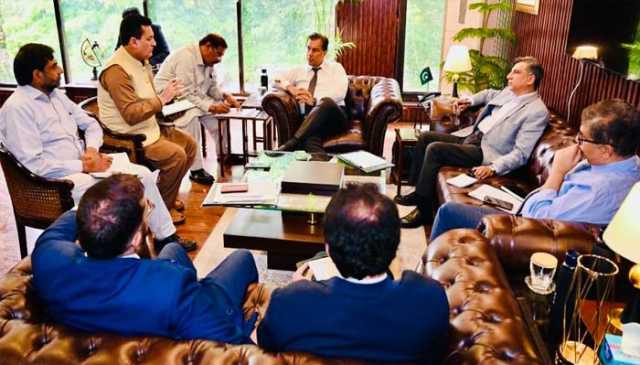 چیئرمین سی ڈی اے کی زیر صدارت اجلاس ، تمام سیکٹرز میں ترقیاتی کاموں کو تیز کرنے کی ہدایت