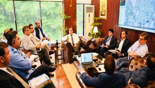 چیئرمین سی ڈی اے و چیف کمشنر اسلام آباد کی ہدایت پر اسلام آباد میں تجاوزات کیخلاف مہم جاری