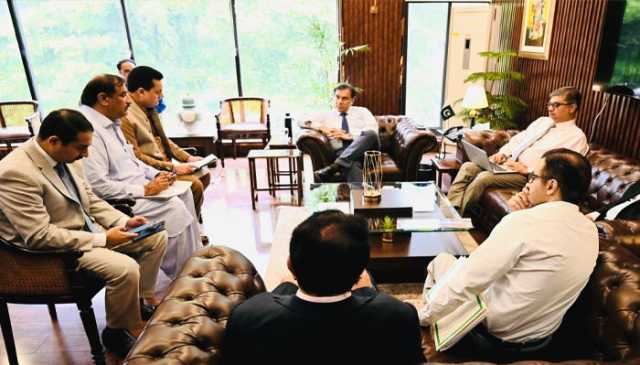چیئرمین سی ڈی اے محمد علی رندھاوا کی زیر صدارت اجلاس ، سیکٹرز ڈویلپمنٹ کے کام کو مزید تیز کرنے کی ہدایت