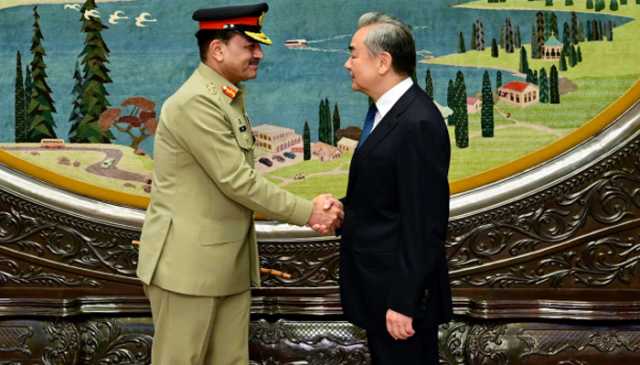 چین ہر قسم کی دہشت گردی پر کاری ضرب لگانے میں پاکستان کی حمایت جاری رکھے گا،چینی وزیر خارجہ