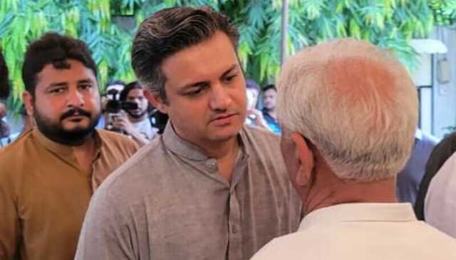 حماد اظہر کا سرینڈر کرنے کا فیصلہ، ضمانت نہ ملنے کی صورت میں جیل جانے کا امکان