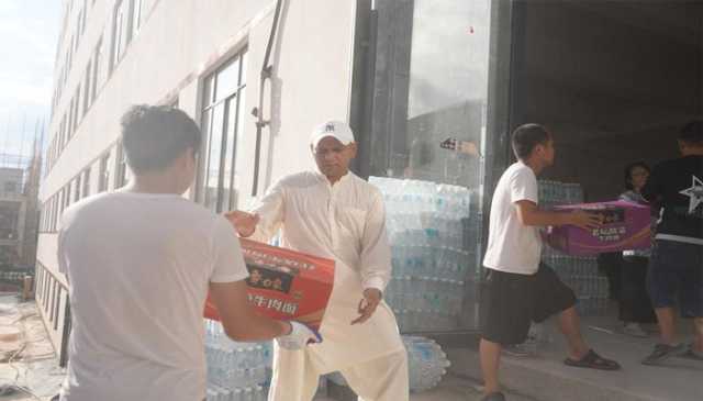 چین میں مقیم پاکستانی شہری کا سیلاب کے وقت شاندار دوستی کا عملی مظاہرہ