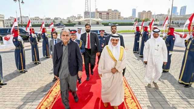 محسن نقوی بحرین پہنچ گئے، گارڈ آف آنرز پیش، سکیورٹی تعاون بڑھانے پر زور