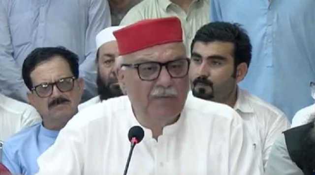 پی ٹی آئی اے پی سی بلائے تو ہم جائیں گے: میاں افتخار حسین
