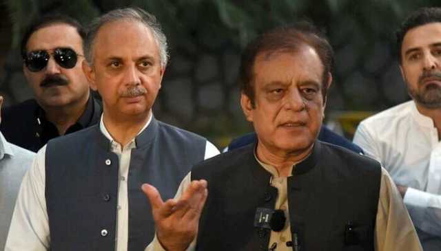 الیکشن کمیشن نے عمر ایوب اور شبلی فرازسمیت پی ٹی آئی کے 9سینیٹرز اور ارکان اسمبلی کو نااہل قرار دیدیا