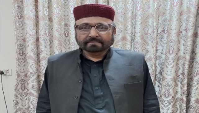 حرام جانوروں اور مردار مرغیوں کا گوشت بیچنے اور کھانے والے مسلمان