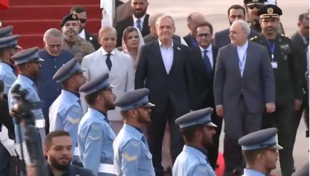 ایرانی صدر کا دورہ پاکستان؛ لاہور سے اسلام آباد پہنچ گئے،وزیر اعظم کا استقبال،21توپوں کی سلامی