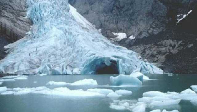 گلگت بلتستان میں گلیشیئرز تیزی سے پگھلنے کی وارننگ، سیلاب کا سنگین خطرہ