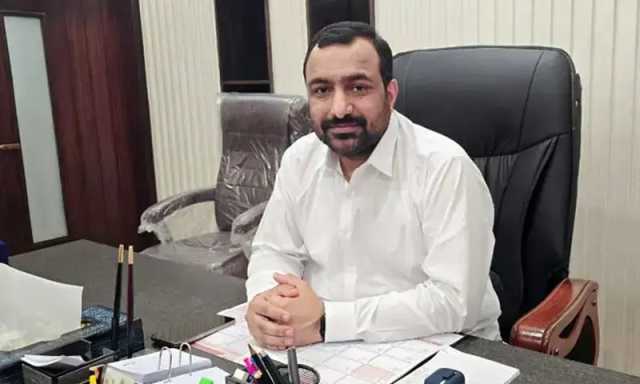 سرکاری ملازم پر تشدد کا مقدمہ: فرحان غنی کو بیرون ملک جانے کی اجازت مل گئی
