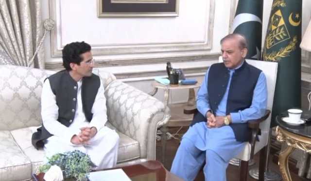 وزیراعظم کی پیٹرولیم مصنوعات کی ترسیل بلارکاوٹ جاری رکھنے کی ہدایت