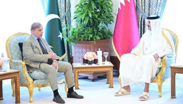وزیراعظم کا امیرِ قطر سے ٹیلیفونک رابطہ، عیدالفطر کی مبارکباد