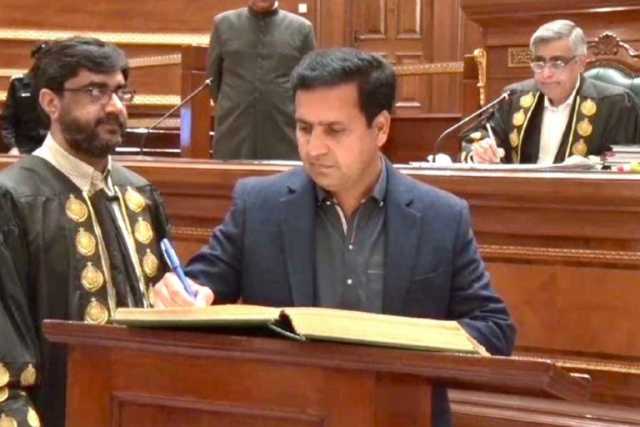 راولپنڈی، مسلم لیگ (ن) کے ایم پی اے نعیم اعجاز سمیت 10 افراد پر قتل و اقدام قتل کا مقدمہ درج