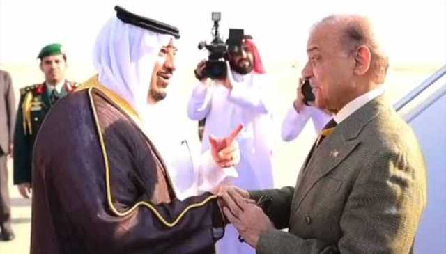 شہباز شریف فیوچر انویسٹمنٹ انیشی ایٹو کانفرنس میں شرکت کیلئے سعودیہ پہنچ گئے