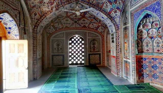 پنجاب میں مذہبی جماعت کی 40 مساجد محکمہ اوقاف کے حوالے
