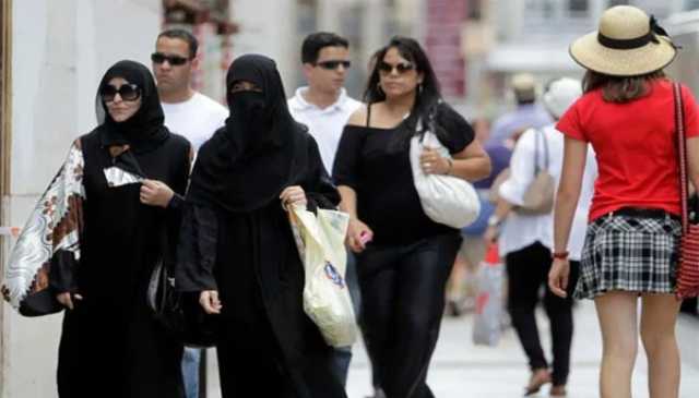 اسلامو فوبیا، ایک اور یورپی ملک میں نقاب پر پابندی عائد، سزائیں ، جرمانے کا فیصلہ