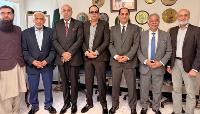 صدر ایف پی سی سی آئی عاطف اکرام شیخ کی قیادت میں وفد کی سیکرٹری تجارت جواد پال سے ملاقات