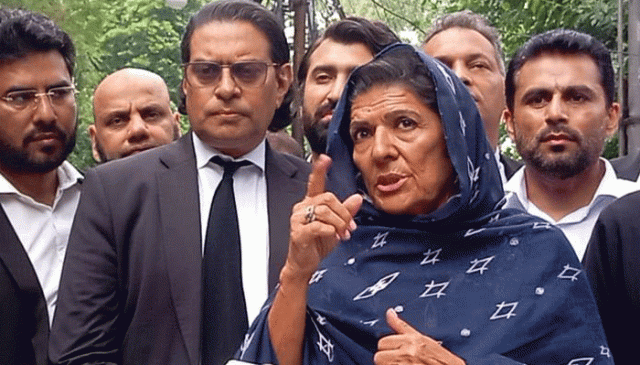 علیمہ خان کا شناختی کارڈ، پاسپورٹ بلاک اور ضامن کی پراپرٹی بحق سرکار قرق کرنے کا حکم