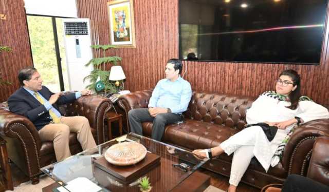 چیئرمین سی ڈی اے سے یانگو سروسز کی کنٹری ہیڈ مرال شریف کی قیادت میں وفد کی ملاقات