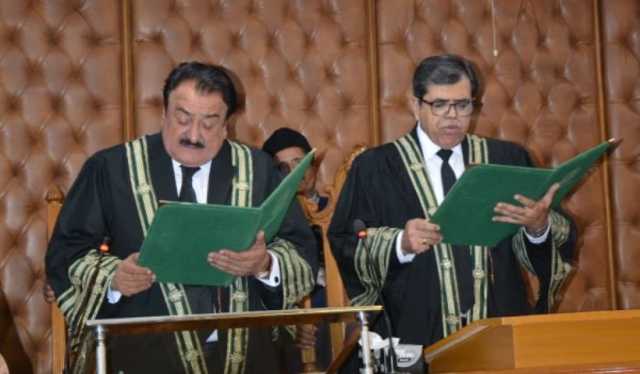 جسٹس کامران خان ملاخیل نے بلوچستان ہائیکورٹ کے قائم مقام چیف جسٹس کے عہدے کا حلف اٹھا لیا