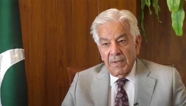 خواجہ آصف نے مانچسٹر کیلئے پی آئی اے کی پروازوں کے آغاز کی نوید سنا دی