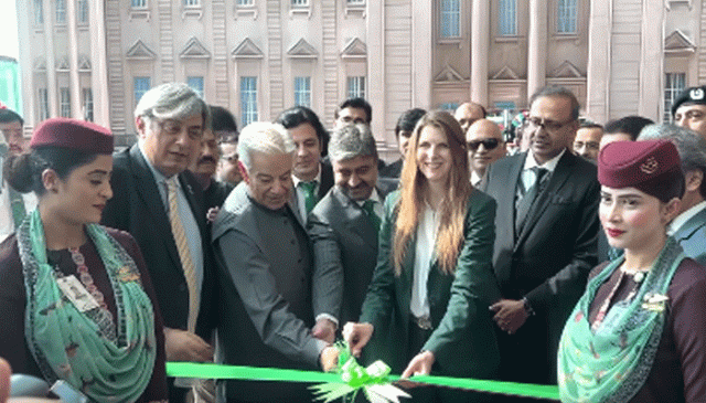 پی آئی اے کی پانچ سال بعد برطانیہ کیلئے پروازیں بحال، پہلی فلائٹ مانچسٹر روانہ