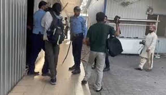 نیشنل پریس کلب اسلام آباد میں پولیس گردی کے واقعے کی تحقیقات کیلئے مشترکہ کمیٹی قائم