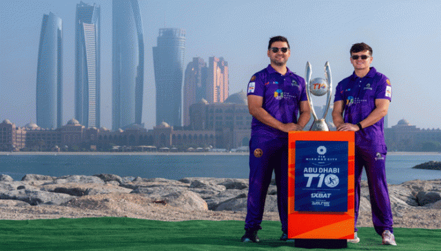 ابوظہبی ٹی10 کی ٹرافی دارالحکومت کے مشہور مقامات پر جلوہ گر