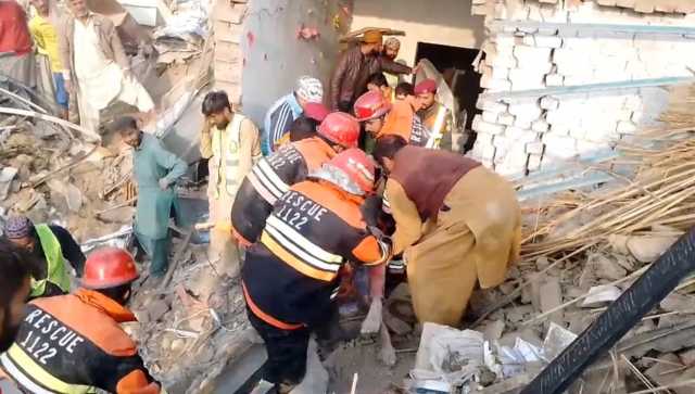 فیصل آباد: کیمیکل فیکٹری میں بوائلر پھٹنے سے جاں بحق افراد کی تعداد 15 ہوگئی