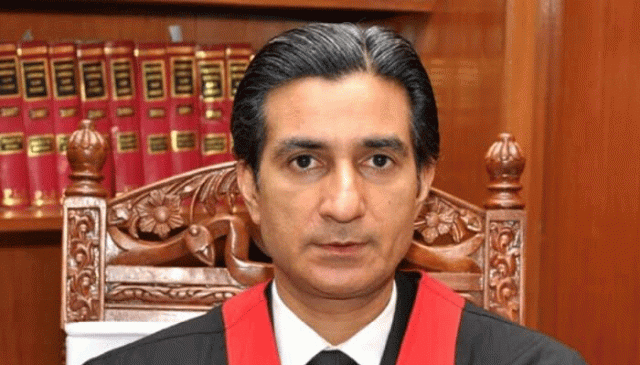جسٹس منصور اور اطہر من اللہ کے بعد لاہور ہائیکورٹ کے شمس محمود مرزا بھی مستعفی