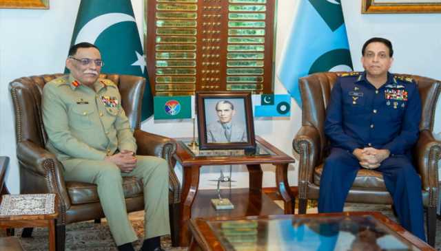 چیئرمین جوائنٹ چیفس آف اسٹاف کمیٹی کا ائیر ہیڈ کوارٹرز کا الوداعی دورہ، سربراہ پاک فضائیہ کی قومی دفاع کیلئے جنرل ساحر شمشاد مرزا کی نمایاں خدمات کی تعریف